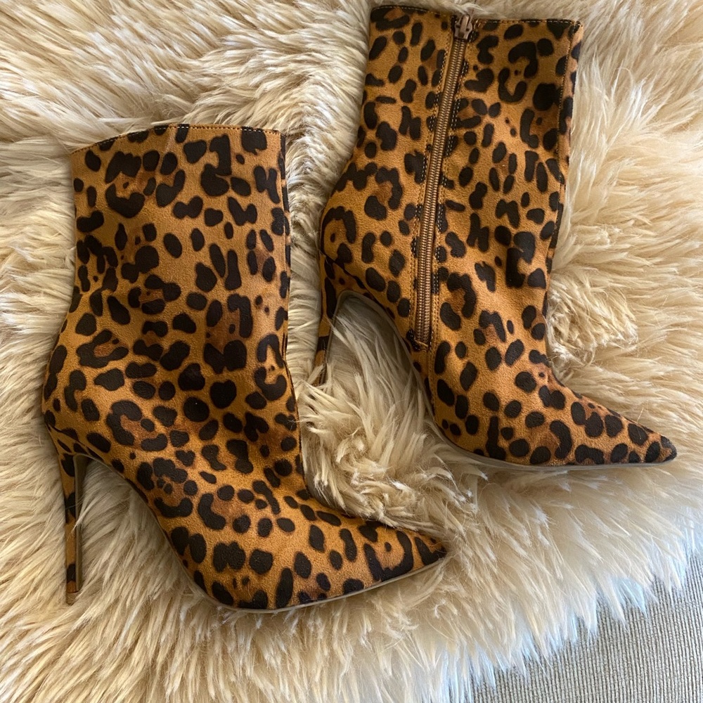 Miss Lola cheetah ankle booties